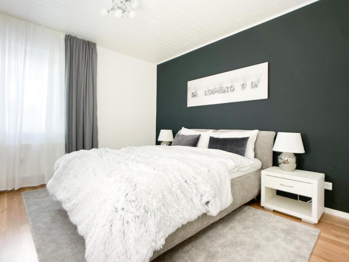 נירנברג M-Style 01 Apartment Mit Terrasse Und Gasgrill, 24H Self-Check-In, Free Parking, Netflix מראה חיצוני תמונה